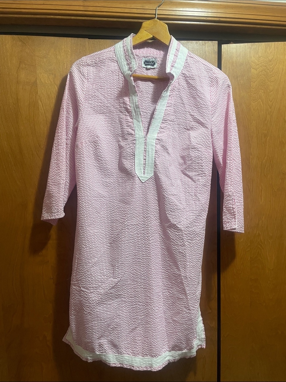 Mudpie Women’s Pink and white seersucker Tunic Shirt/dress with White Trim
